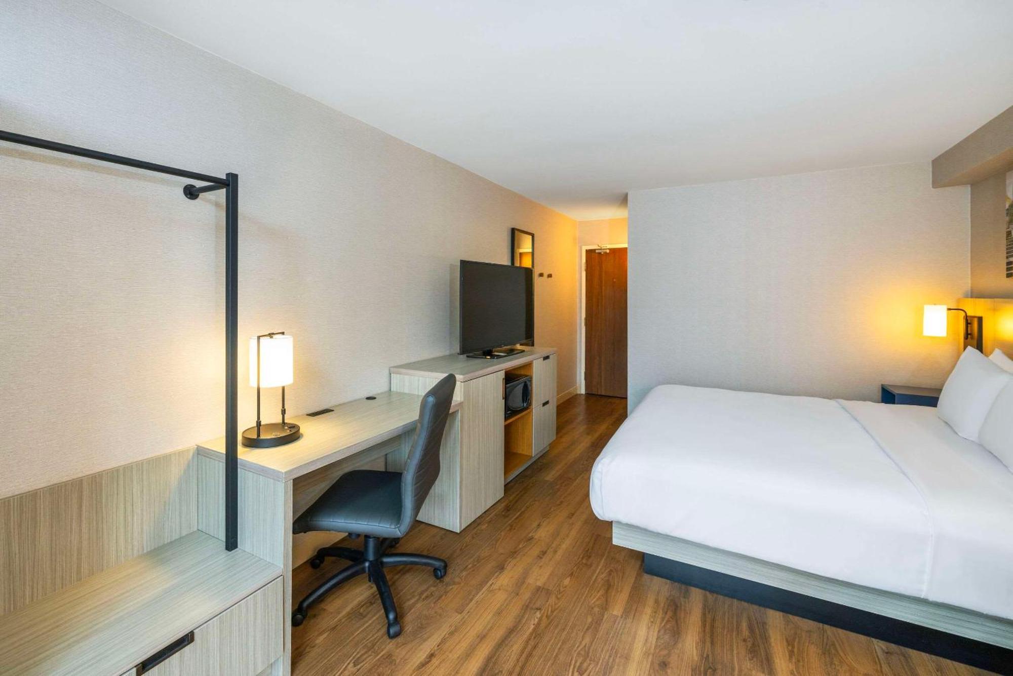 Comfort Inn Амхърст Екстериор снимка